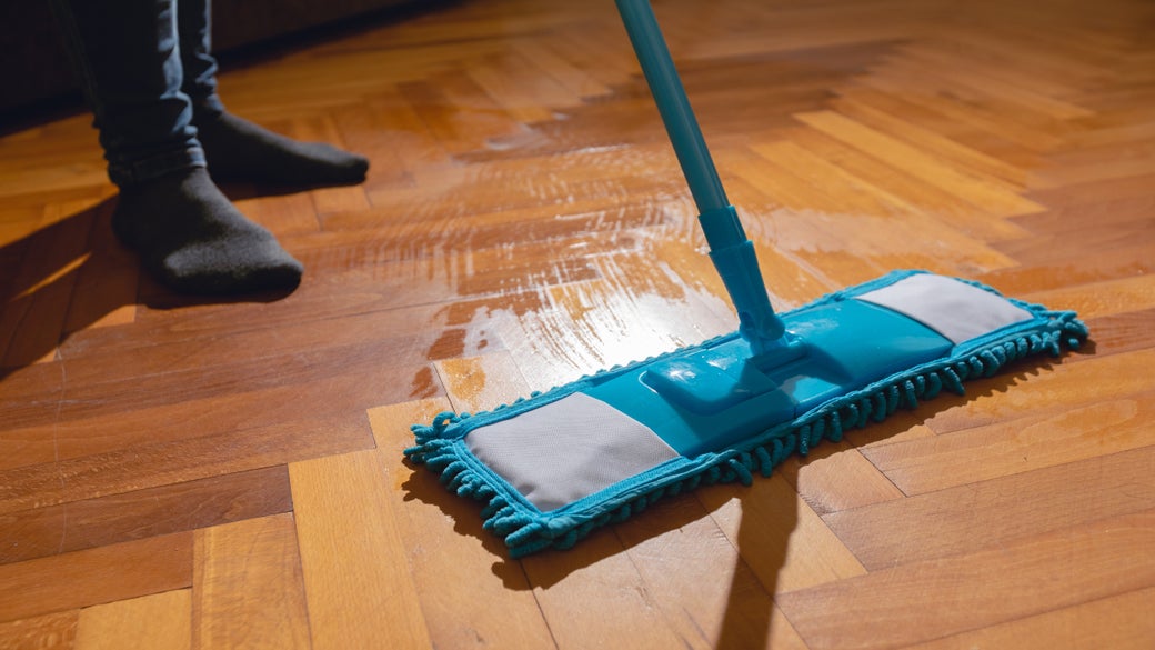 putting bleach on hardwood floors