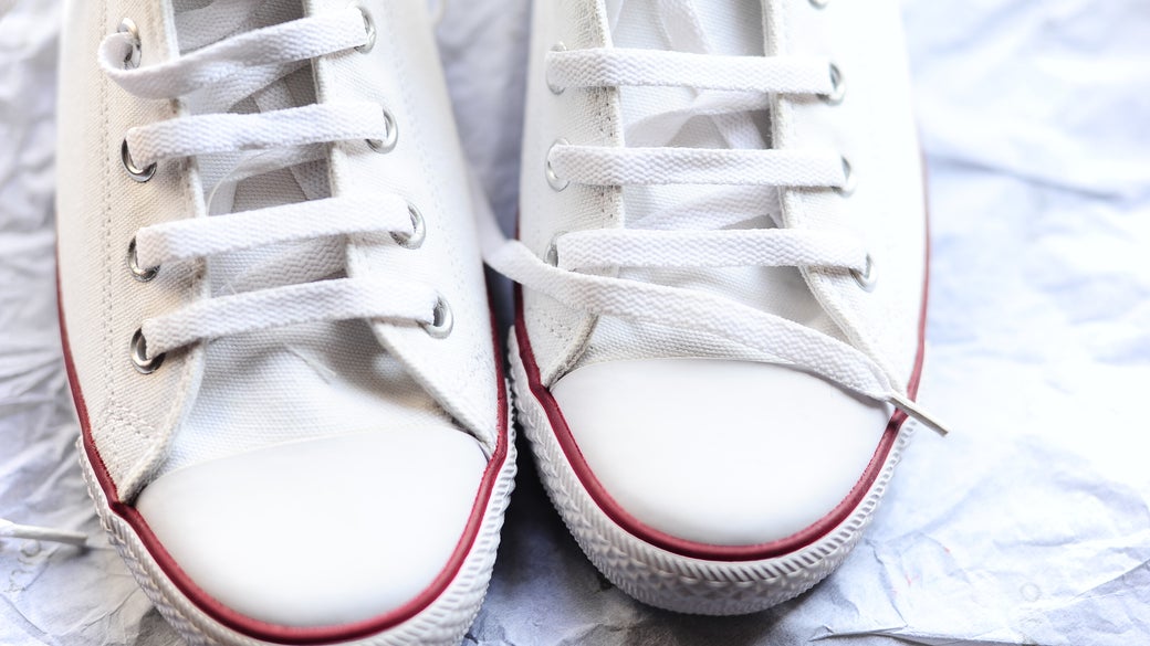 how to clean white shoes with bleach