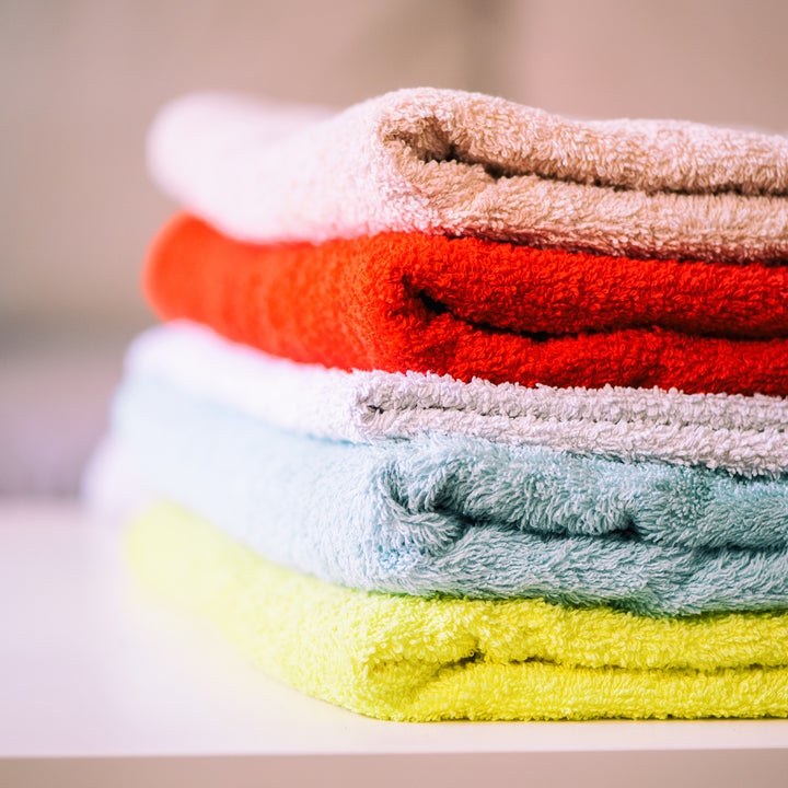 https://www.clorox.com/wp-content/uploads/2021/10/how-to-disinfect-colored-towels-without-bleach.jpg?width=720&height=720&fit=crop