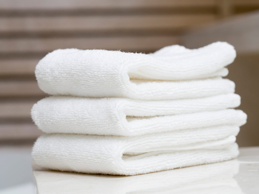 https://www.clorox.com/wp-content/uploads/2021/10/how-to-remove-soap-residue-get-washcloths-white-again.jpg?width=1040&height=780&fit=crop