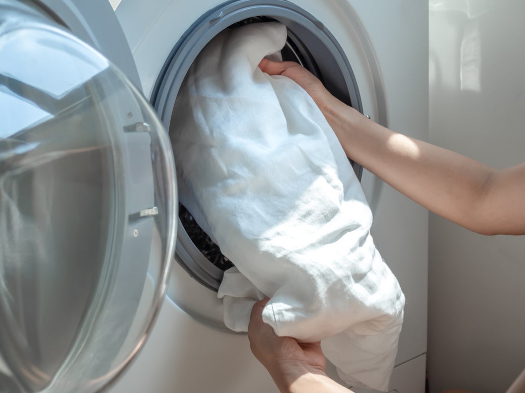 How to Wash White Clothes: A Step-By-Step Guide to Brighter Whites